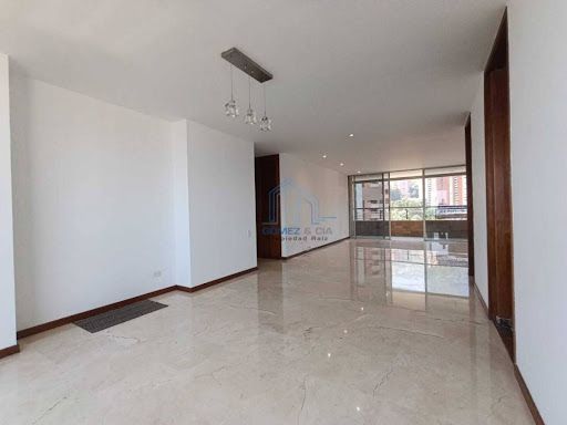 Apartamento en arriendo Antioquia Medellín El Tesoro 175 m2 Habitaciones 3 Baños 4 Garajes 2 Precio $10000000
