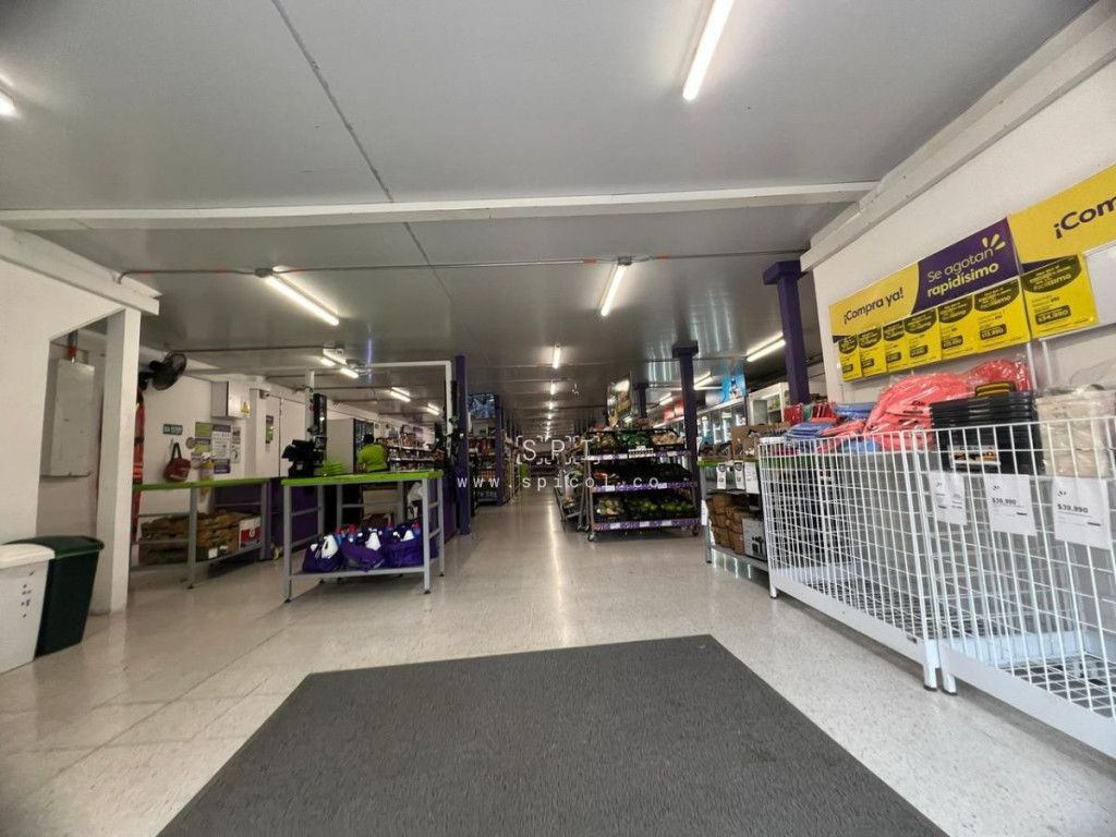 Bodega en arriendo Antioquia Medellín Cuarta Brigada 350 m2 Habitaciones 0 Baños 2 Garajes 0 Precio $19250000