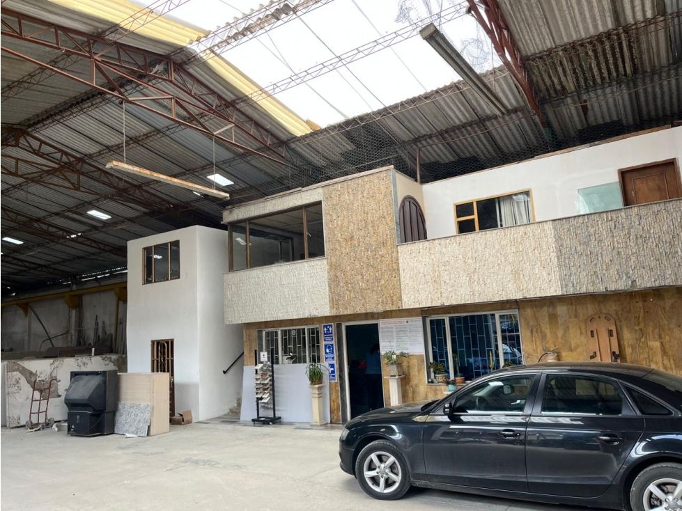 Bodega en venta Cundinamarca Bogotá Alqueria 70 m2 Habitaciones 0 Baños 3 Garajes 2 Precio $4100000000