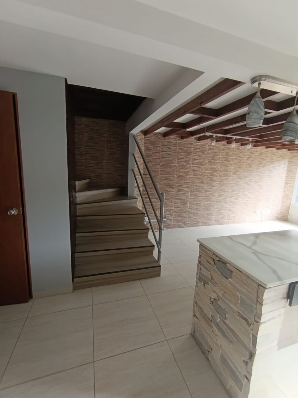 Casa en arriendo Risaralda Pereira Ur Venecia 100 m2 Habitaciones 3 Baños 3 Garajes 1 Precio $2600000
