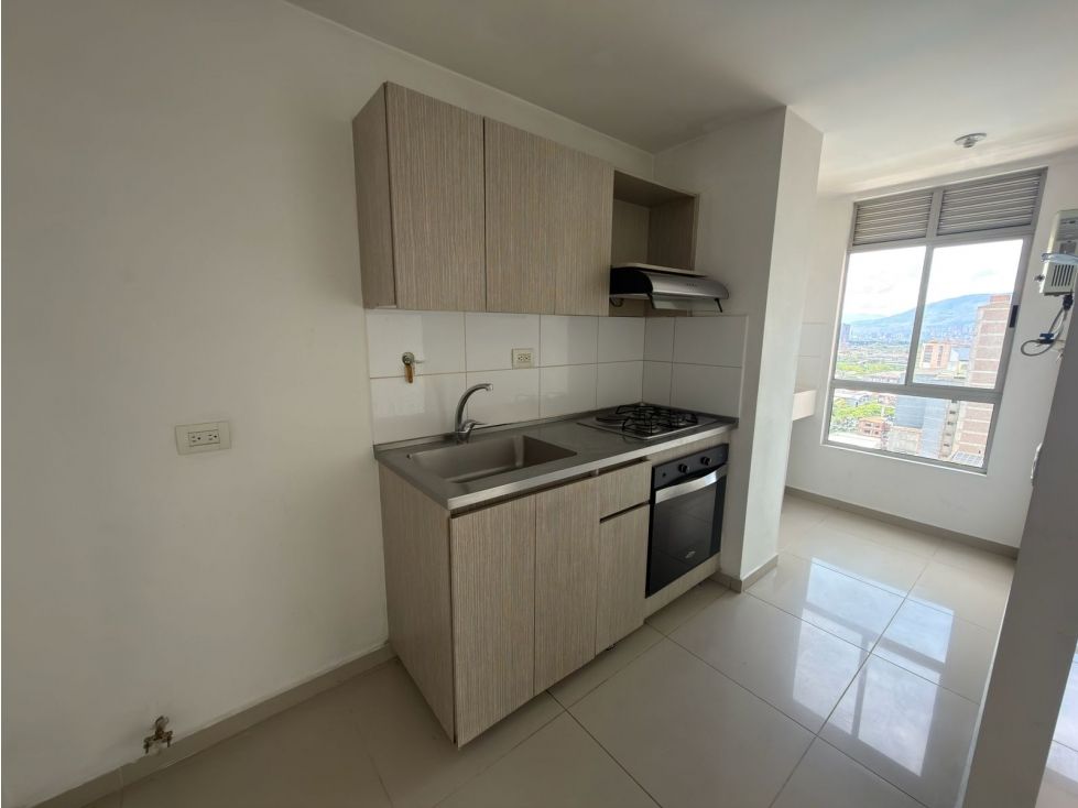 Apartamento en arriendo Antioquia Sabaneta Manuel Restrepo 70 m2 Habitaciones 3 Baños 2 Garajes 1 Precio $3500000