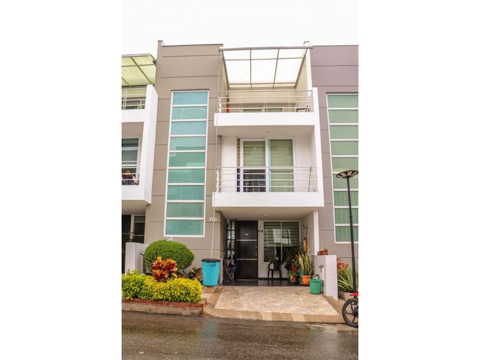 Casa en venta Cundinamarca Fusagasugá Ub La Gran Colombia 136 m2 Habitaciones 4 Baños 4 Garajes 1 Precio $520000000