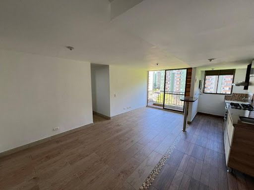 Apartamento en arriendo Antioquia Medellín La Hondonada 70 m2 Habitaciones 3 Baños 2 Garajes 1 Precio $2500000