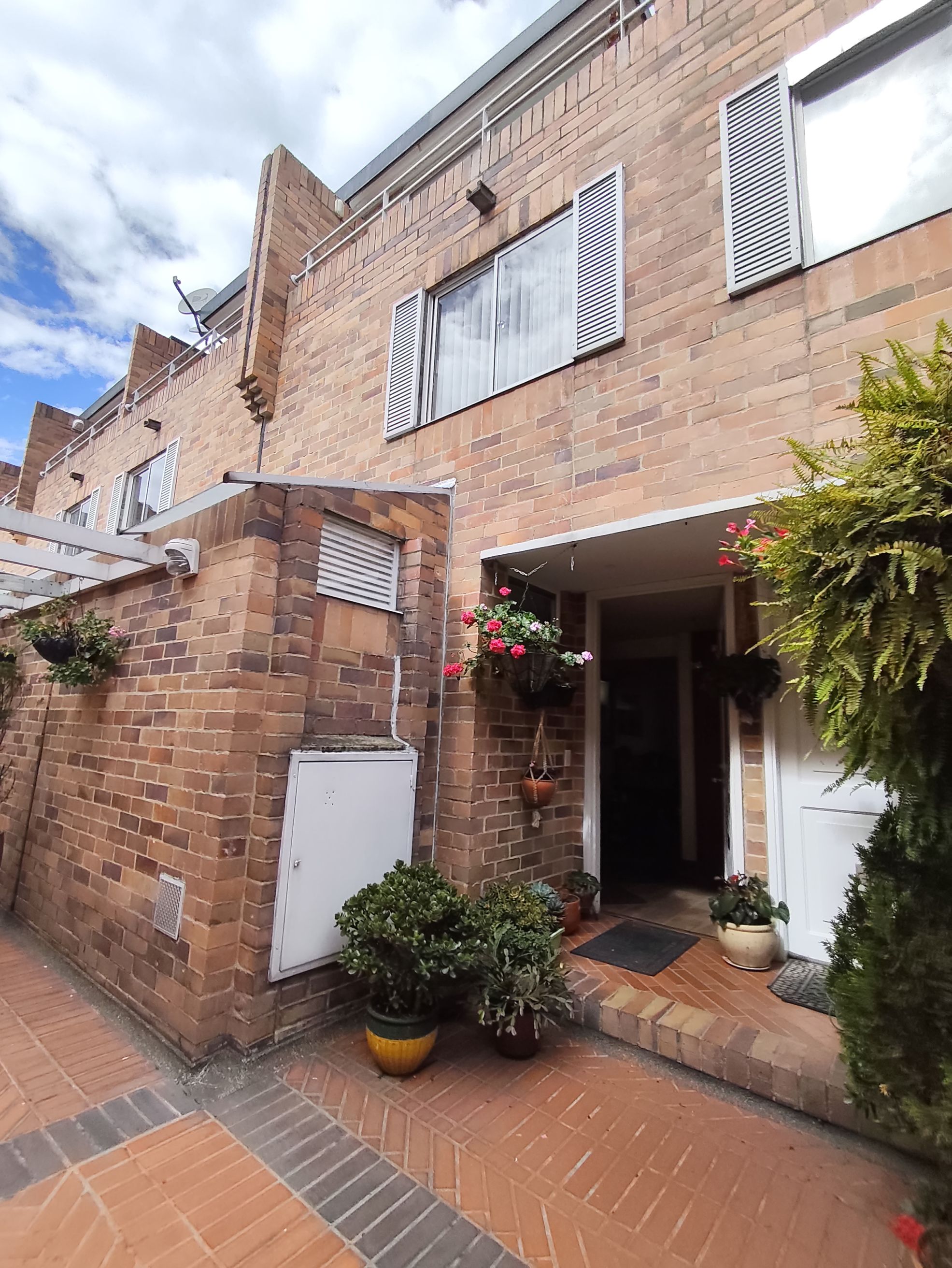 Casa en venta Cundinamarca Bogotá Caobos Salazar 141 m2 Habitaciones 3 Baños 3 Garajes 2 Precio $725000000