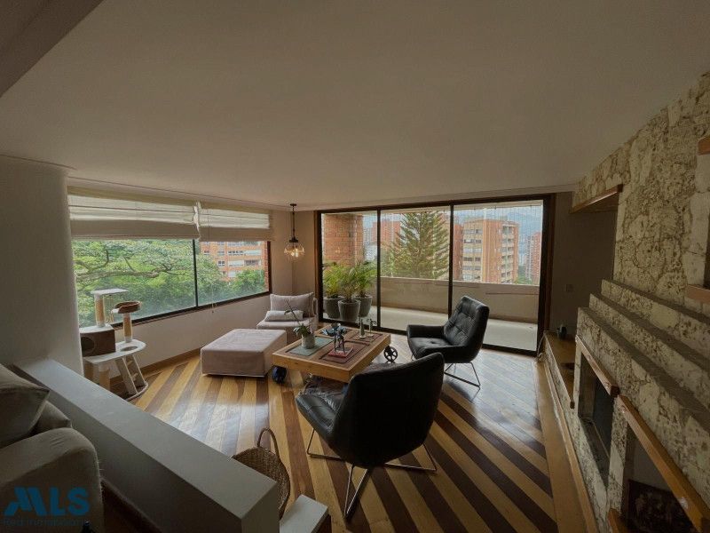 Apartamento en venta Antioquia Medellín Manrique Oriental 366 m2 Habitaciones 4 Baños 4 Garajes 4 Precio $2200000000