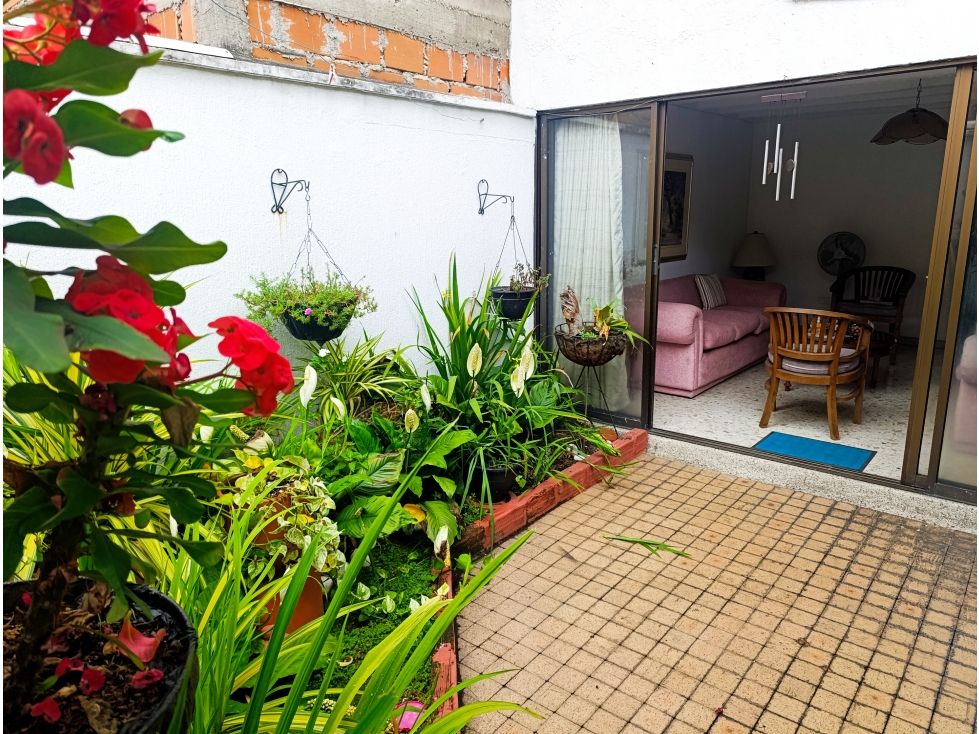 Casa en venta Valle Del Cauca Cali Cali 250 m2 Habitaciones 3 Baños 4 Garajes 2 Precio $620000000