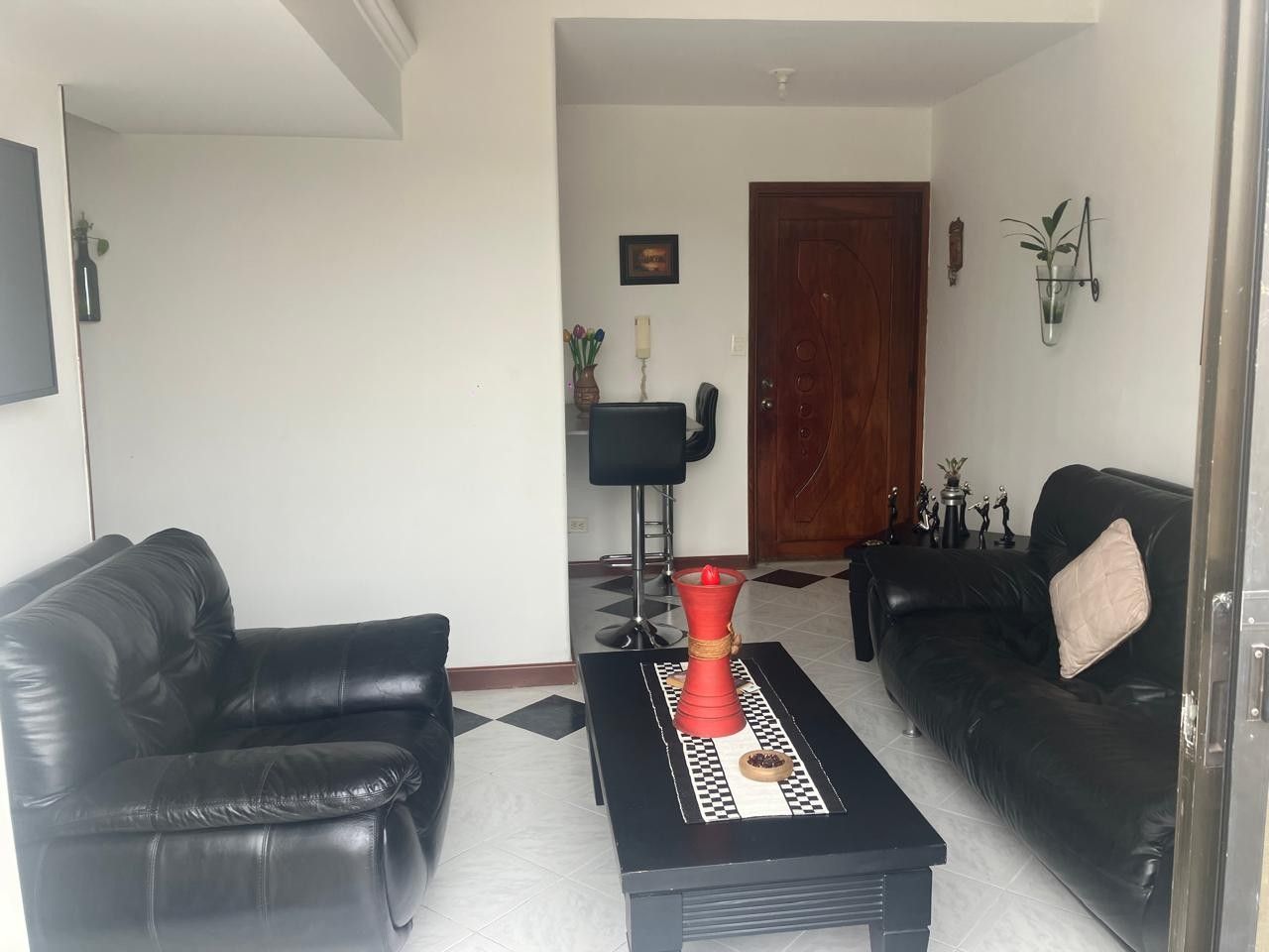 Apartamento en venta Valle Del Cauca Cali El Refugio 51 m2 Habitaciones 1 Baños 1 Garajes 1 Precio $190000000