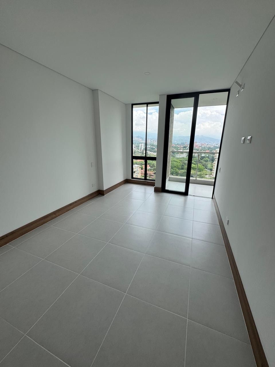 Apartaestudio en venta Valle Del Cauca Cali Parcelaciones Pance 65 m2 Habitaciones 1 Baños 2 Garajes 2 Precio $600000000
