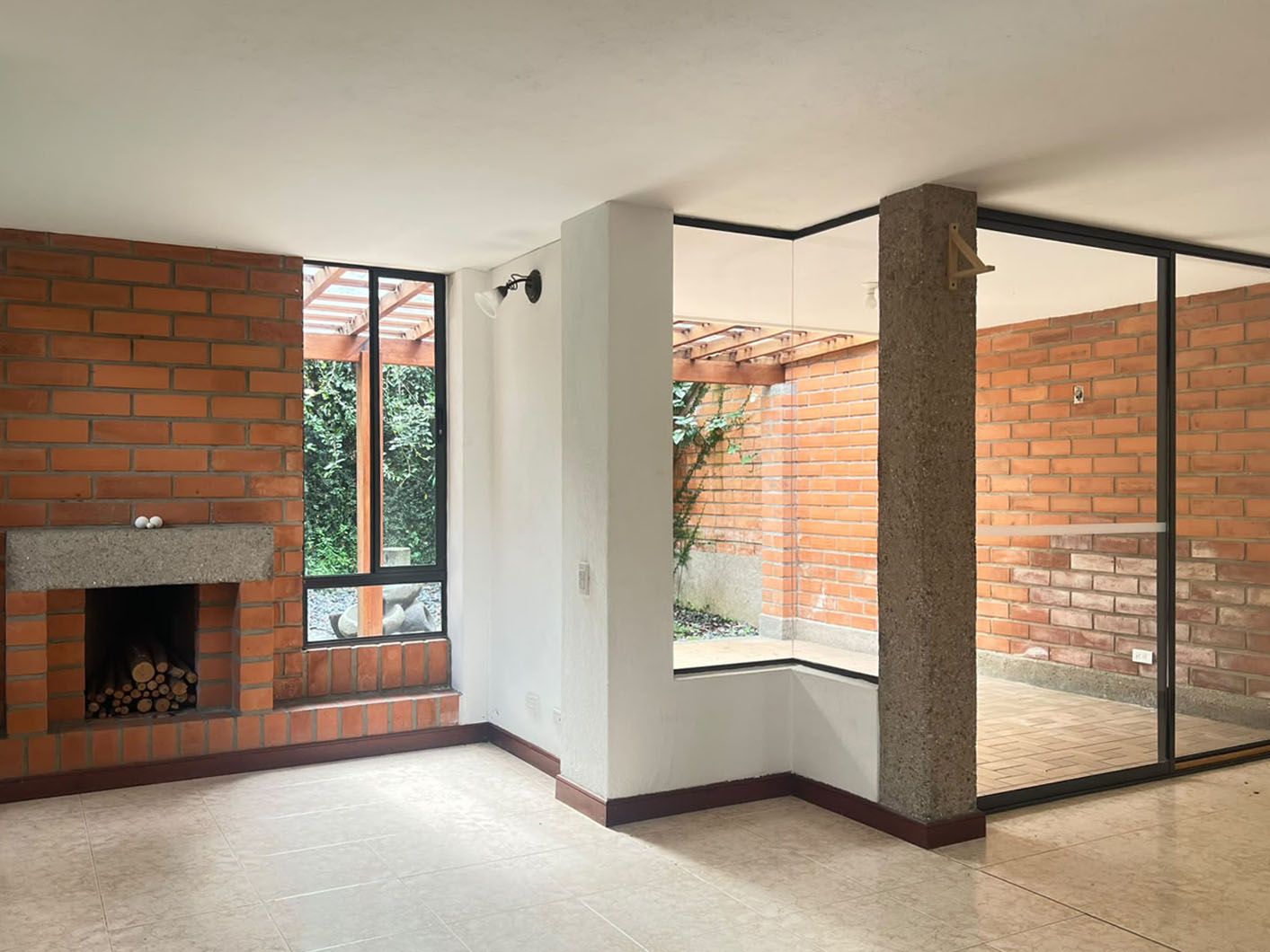 Casa en arriendo Antioquia Envigado Asd 160 m2 Habitaciones 3 Baños 3 Garajes 2 Precio $6800000
