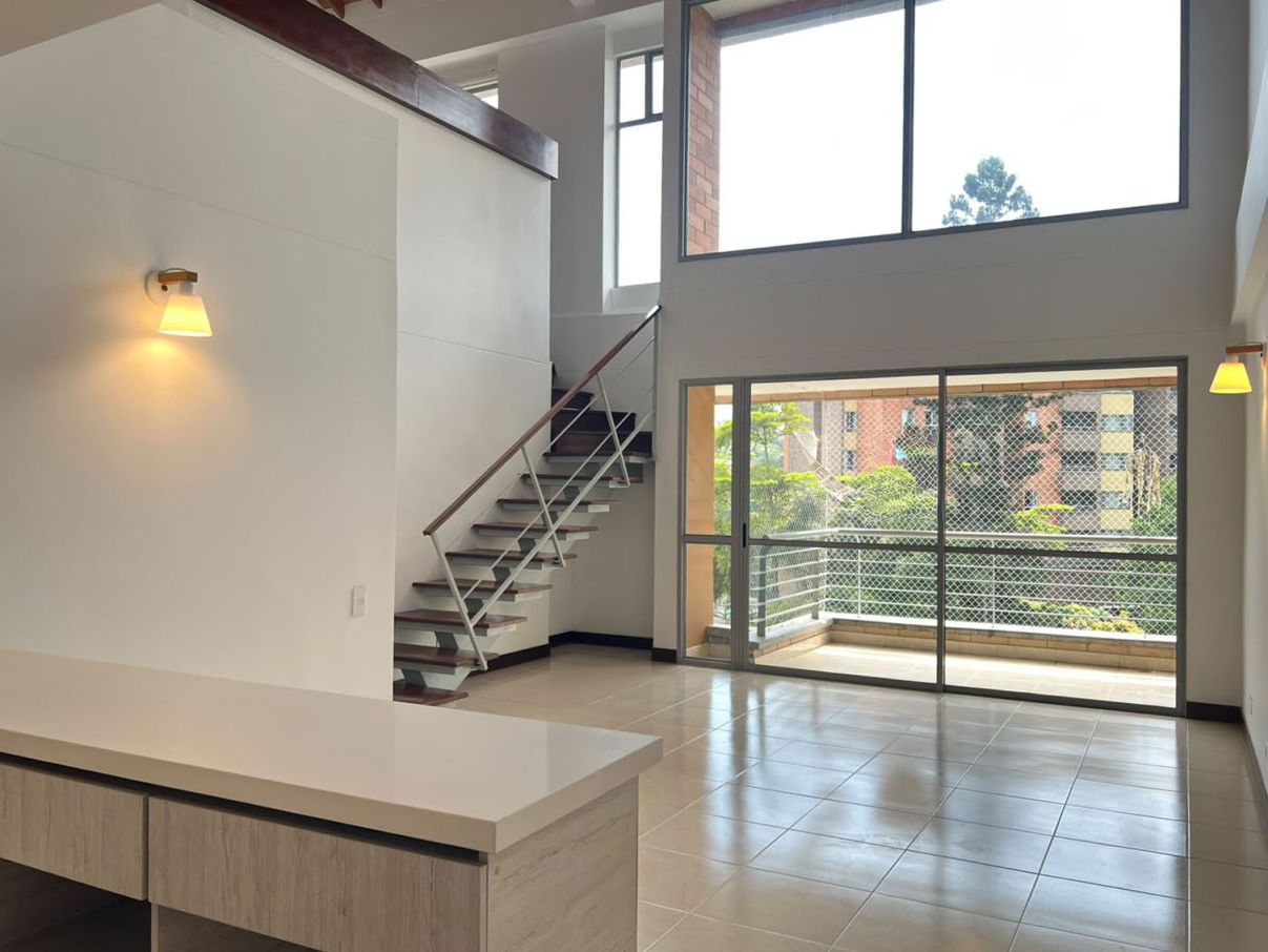 Apartamento en arriendo Antioquia Envigado Asd 126 m2 Habitaciones 3 Baños 3 Garajes 1 Precio $5650000