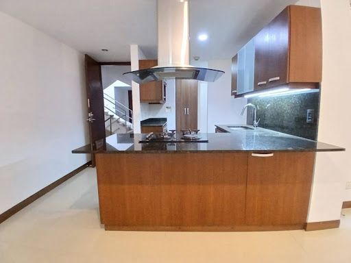 Apartamento en arriendo Antioquia Envigado El Esmeraldal 75 m2 Habitaciones 2 Baños 2 Garajes 1 Precio $3600000