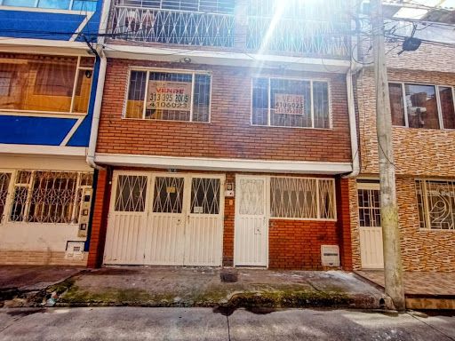Casa en venta Cundinamarca Bogotá Aures 260 m2 Habitaciones 5 Baños 3 Garajes 1 Precio $470000000