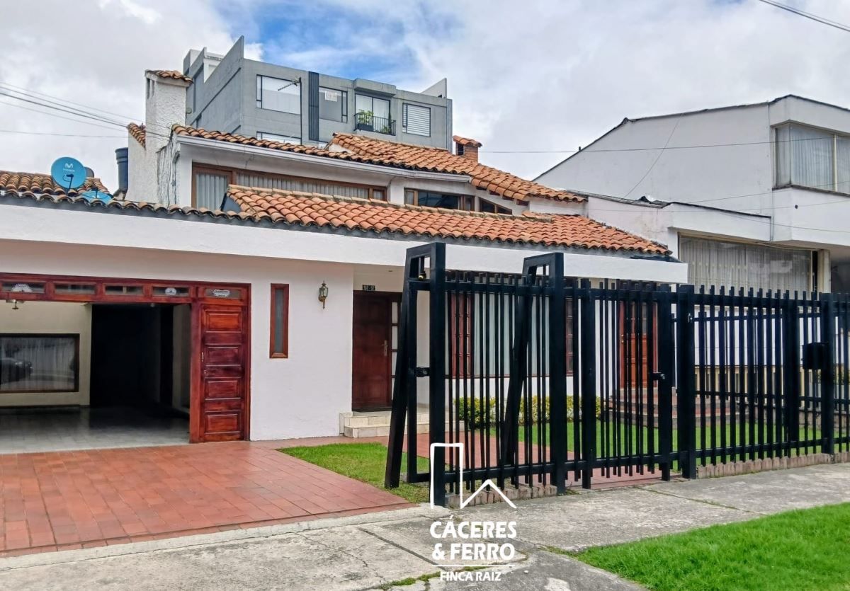 Casa en venta Cundinamarca Bogotá Los Cedritos 650 m2 Habitaciones 5 Baños 4 Garajes 6 Precio $2290000000