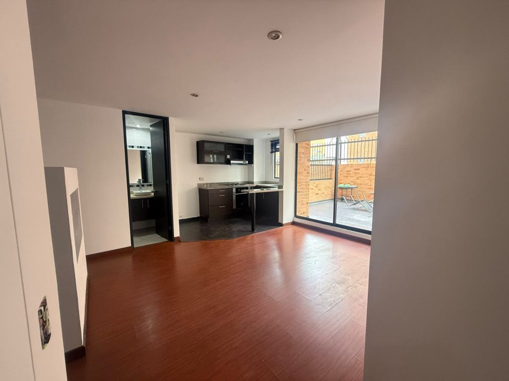 Apartaestudio en arriendo Cundinamarca Bogotá Los Cedritos 45 m2 Habitaciones 1 Baños 1 Garajes 1 Precio $2250000