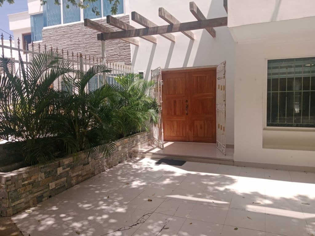 Casa en arriendo Bolívar Cartagena Pie De La Popa 330 m2 Habitaciones 3 Baños 2 Garajes 0 Precio $16000000