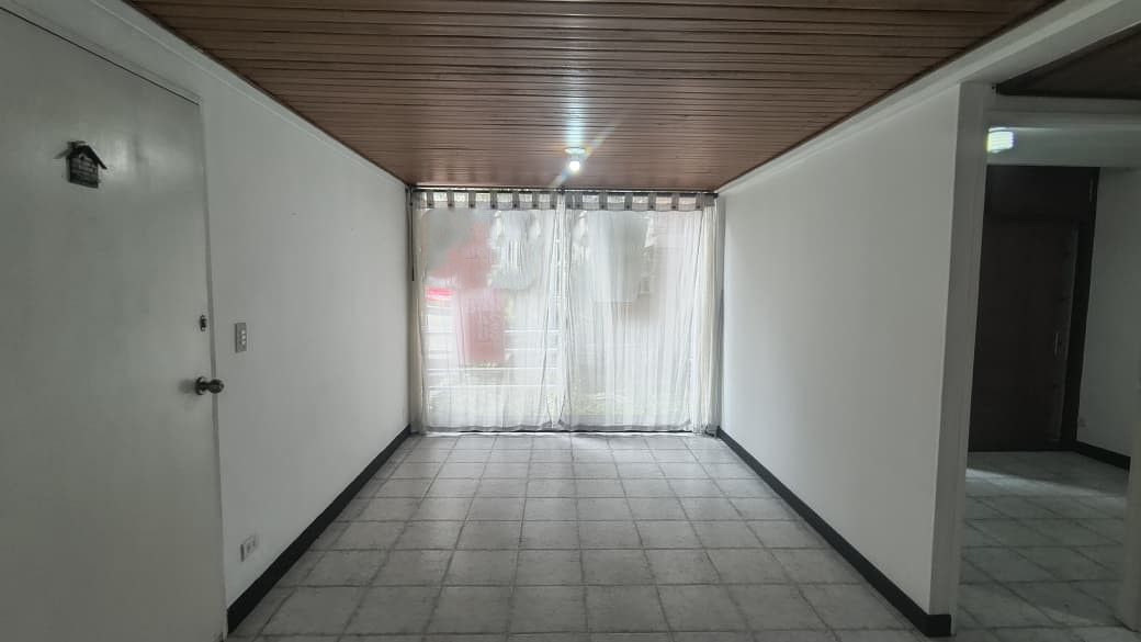 Casa en arriendo Antioquia Medellín San Diego 80 m2 Habitaciones 3 Baños 3 Garajes 0 Precio $3000000