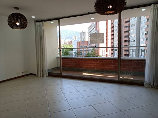 Apartamento en arriendo Antioquia Medellín Santa Maria De Los Angeles 120 m2 Habitaciones 3 Baños 2 Garajes 1 Precio $5300000