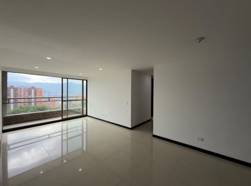 Apartamento en arriendo Antioquia Medellín Los Balsos No1 78 m2 Habitaciones 3 Baños 2 Garajes 1 Precio $4800000