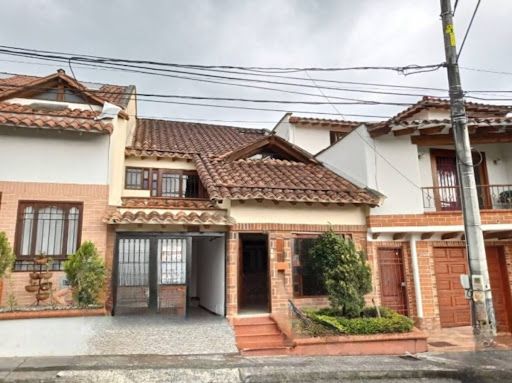 Casa en arriendo Antioquia Rionegro San Antonio 160 m2 Habitaciones 4 Baños 3 Garajes 0 Precio $2700000