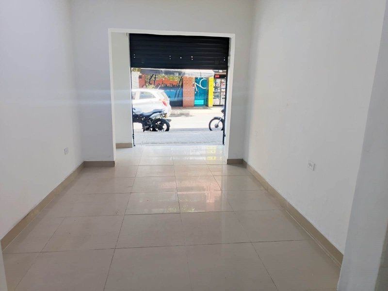 Local en arriendo Antioquia Itagüí Las Mercedes 30 m2 Habitaciones 0 Baños 1 Garajes 0 Precio $2500049