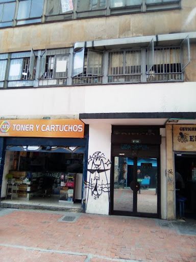 Oficina en arriendo Cundinamarca Bogotá La Veracruz 50 m2 Habitaciones 0 Baños 1 Garajes 0 Precio $1400000