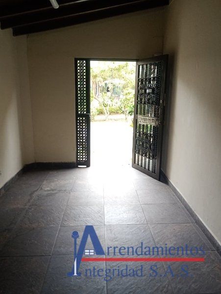 Apartaestudio en arriendo Antioquia Medellín Belen 21 m2 Habitaciones 1 Baños 1 Garajes 0 Precio $1200000