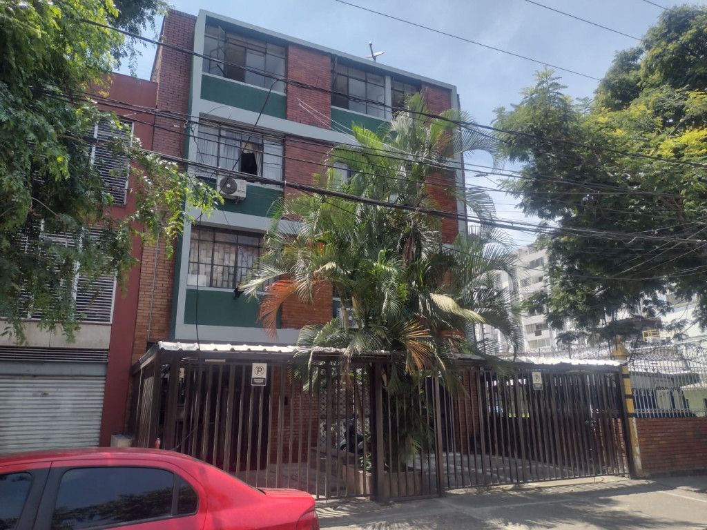 Apartamento en arriendo Valle Del Cauca Cali San Vicente 85 m2 Habitaciones 3 Baños 2 Garajes 0 Precio $1500000