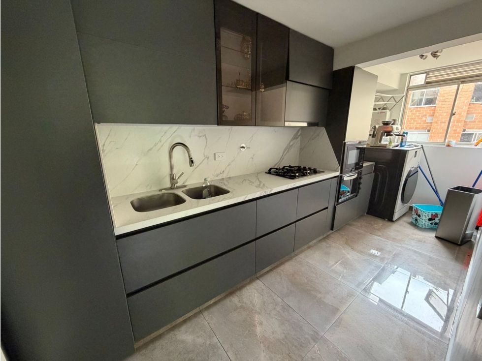 Apartamento en arriendo Antioquia Medellín Las Playas 91 m2 Habitaciones 3 Baños 2 Garajes 1 Precio $4200000