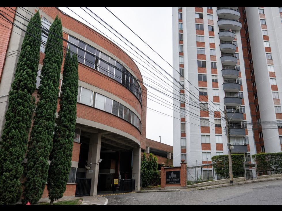 Apartamento en arriendo Antioquia Medellín La Candelaria 60 m2 Habitaciones 3 Baños 2 Garajes 0 Precio $2800000