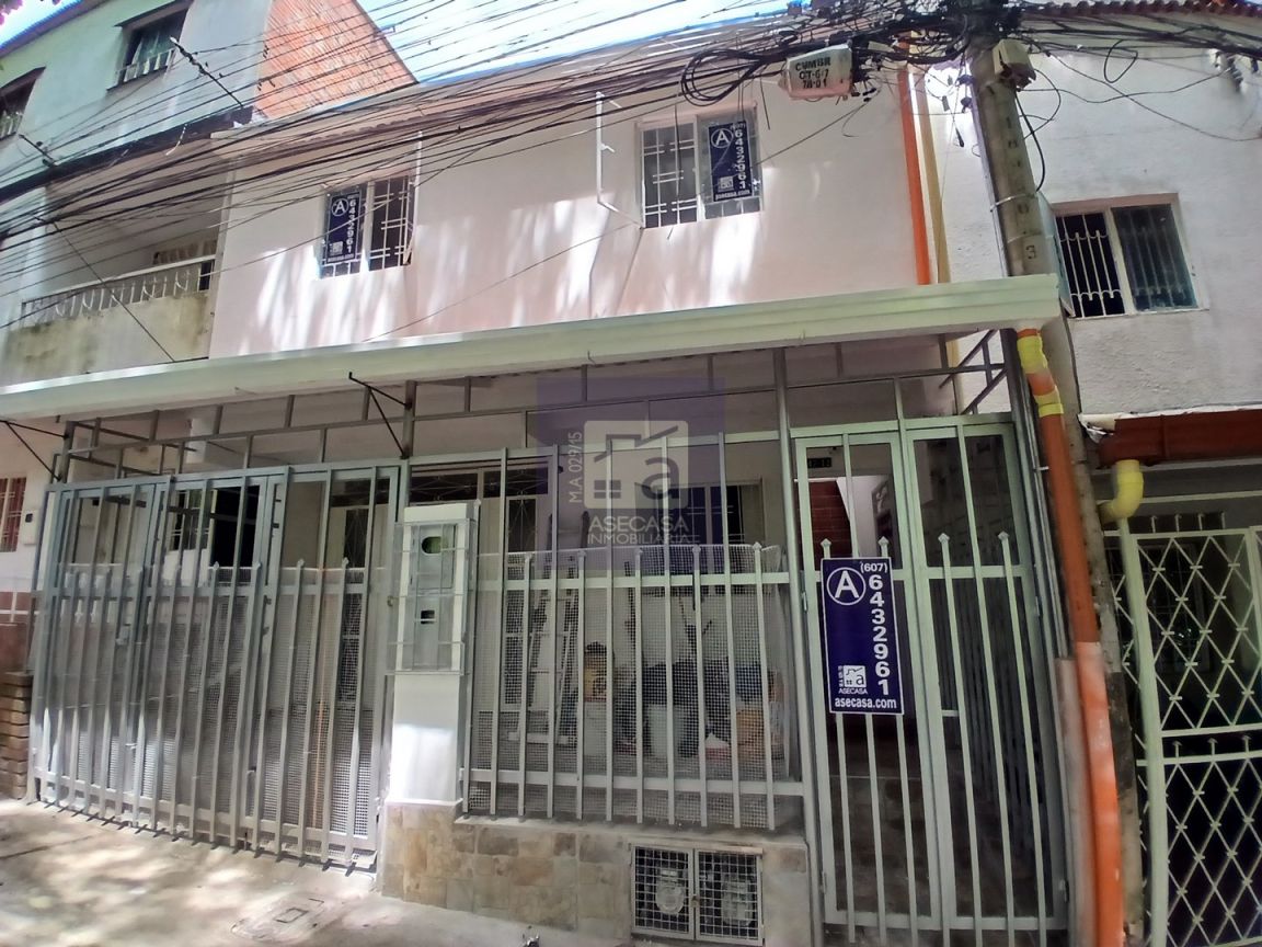 Apartamento en arriendo Santander Floridablanca El Carmen I 108 m2 Habitaciones 4 Baños 1 Garajes 0 Precio $1400000