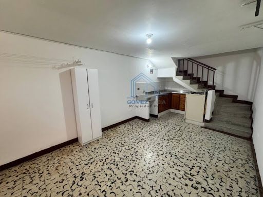 Casa en arriendo Antioquia Medellín La Floresta 57 m2 Habitaciones 2 Baños 1 Garajes 1 Precio $1680000