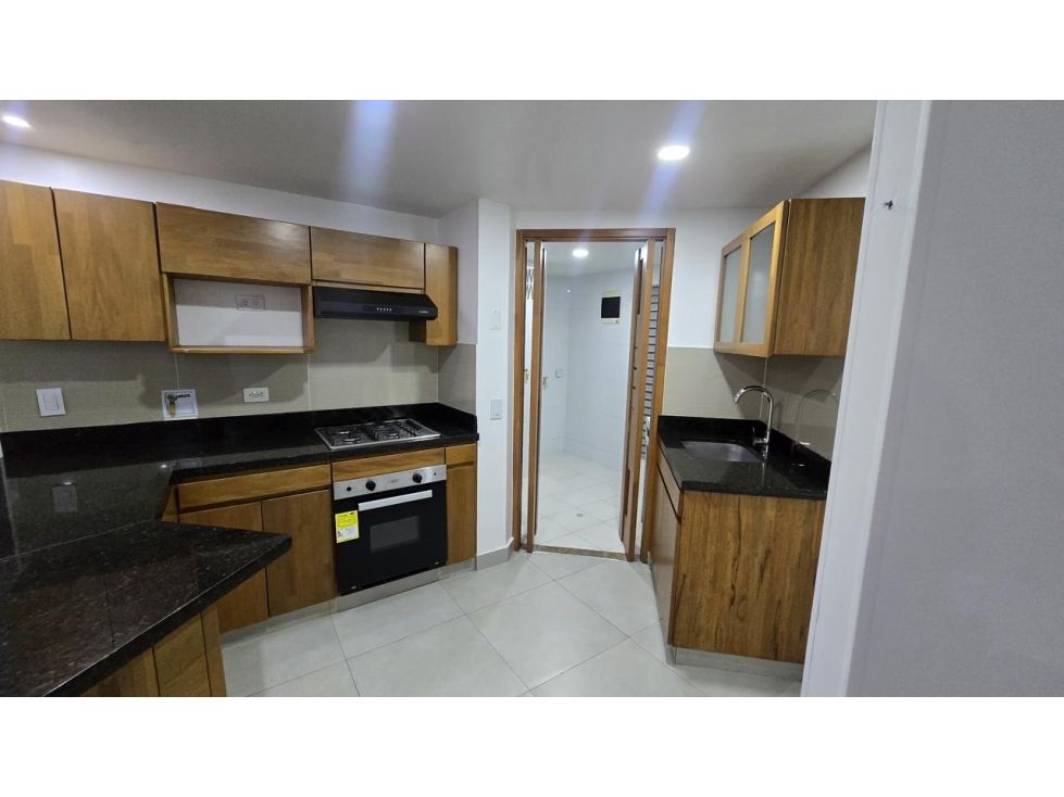 Apartamento en arriendo Antioquia Sabaneta Vereda La Doctora 110 m2 Habitaciones 3 Baños 2 Garajes 2 Precio $4300000