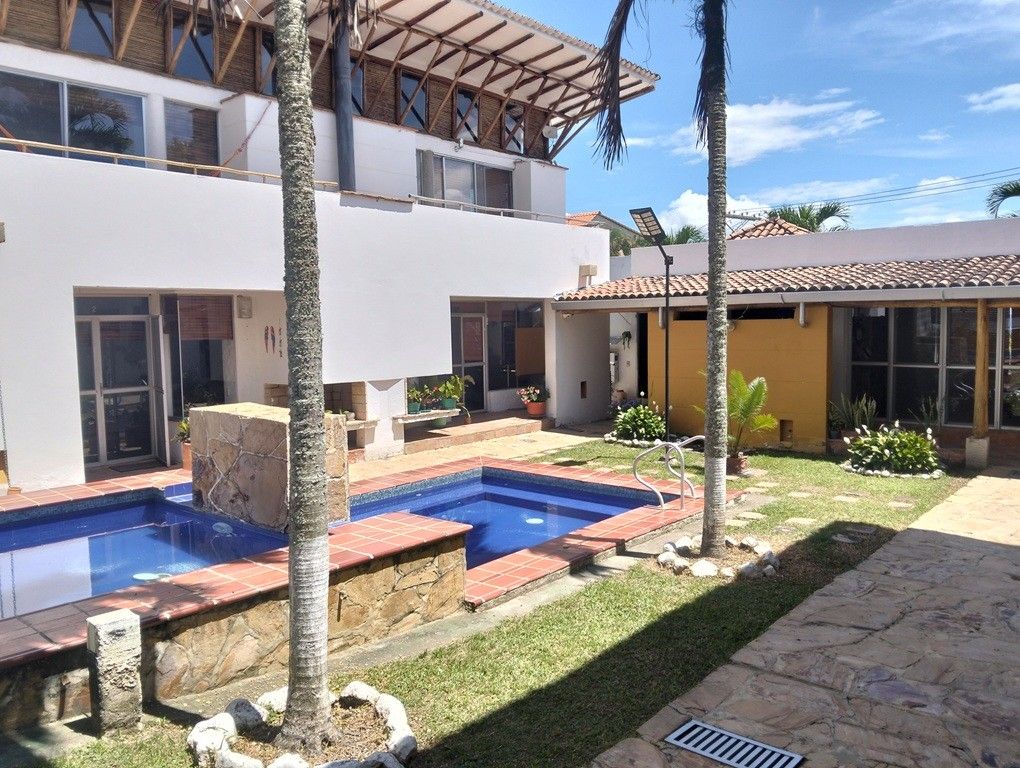 Casa en venta Cundinamarca La Mesa Cr Volterra Campestre 80 m2 Habitaciones 2 Baños 2 Garajes 1 Precio $380000000