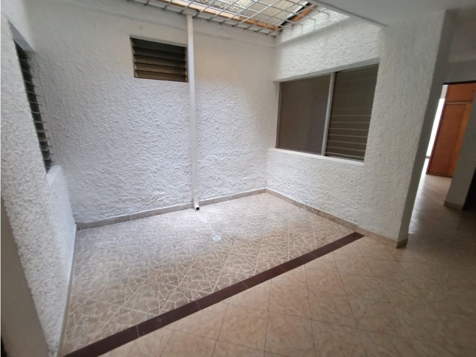 Casa en arriendo Antioquia Medellín Simon Bolivar 120 m2 Habitaciones 3 Baños 3 Garajes 1 Precio $5000000