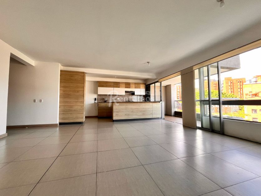 Apartamento en arriendo Antioquia Medellín Colombia 101 m2 Habitaciones 3 Baños 2 Garajes 2 Precio $5500000