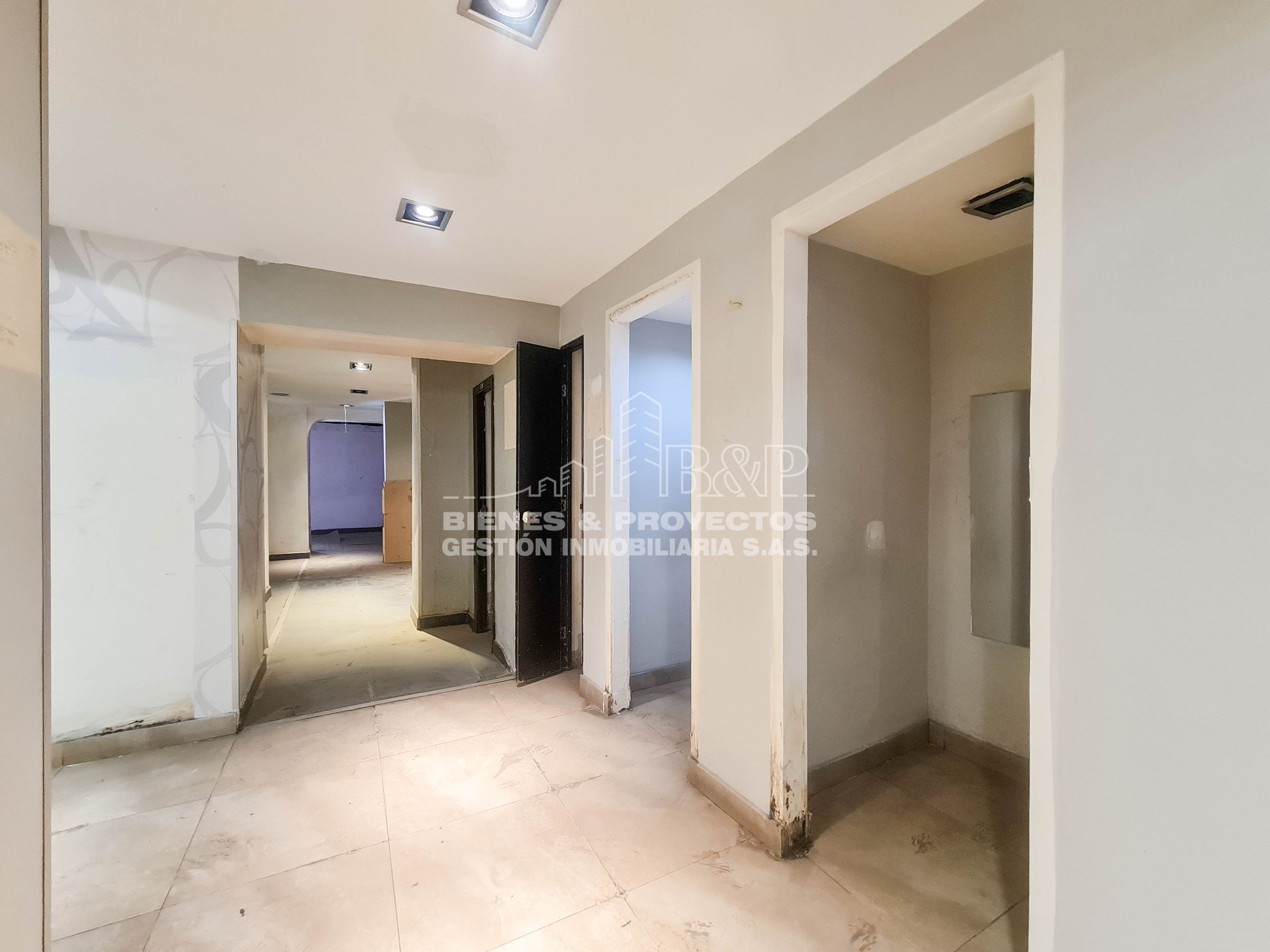 Casa en venta Cundinamarca Zipaquirá Centro 594 m2 Habitaciones 1 Baños 1 Garajes 1 Precio $2400000000