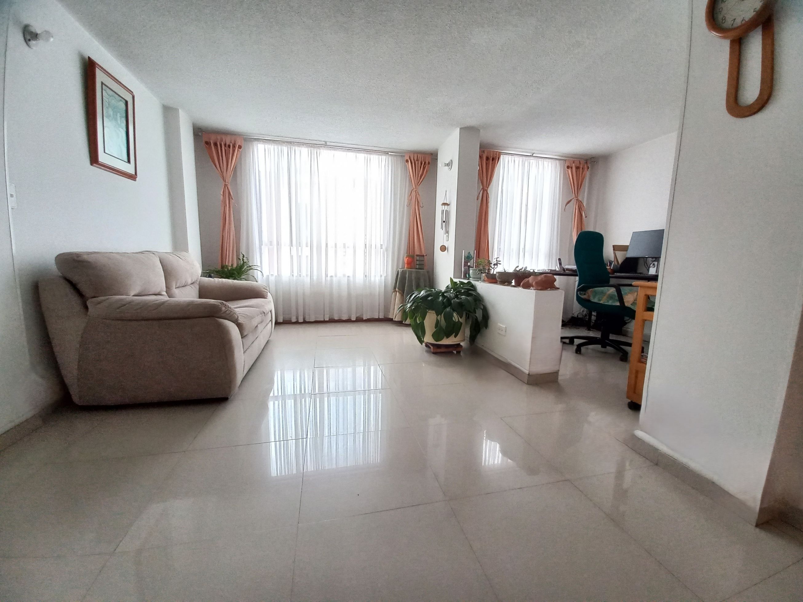 Apartamento en venta Cundinamarca Bogotá Prado Veraniego 50 m2 Habitaciones 3 Baños 1 Garajes 0 Precio $300000000