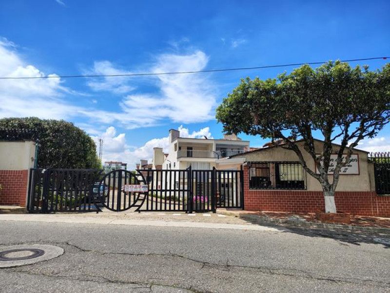 Casa en venta Santander Bucaramanga San Miguel 102 m2 Habitaciones 4 Baños 3 Garajes 0 Precio $570000000