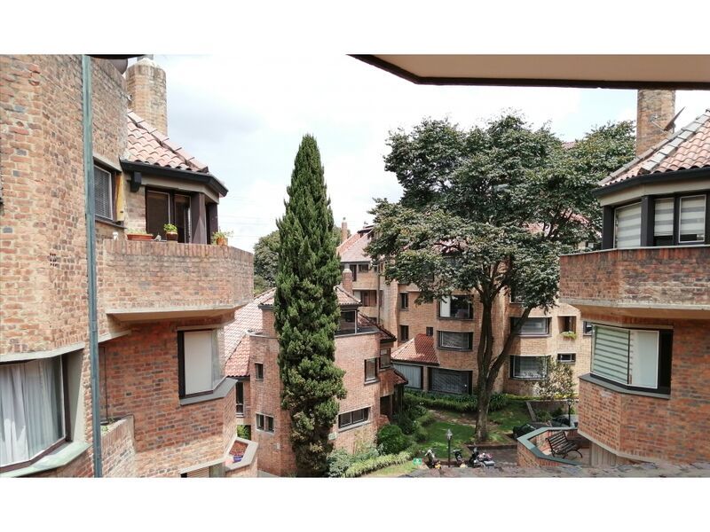 Apartamento en venta Cundinamarca Bogotá Prados De La Calleja 180 m2 Habitaciones 4 Baños 3 Garajes 2 Precio $1340000000
