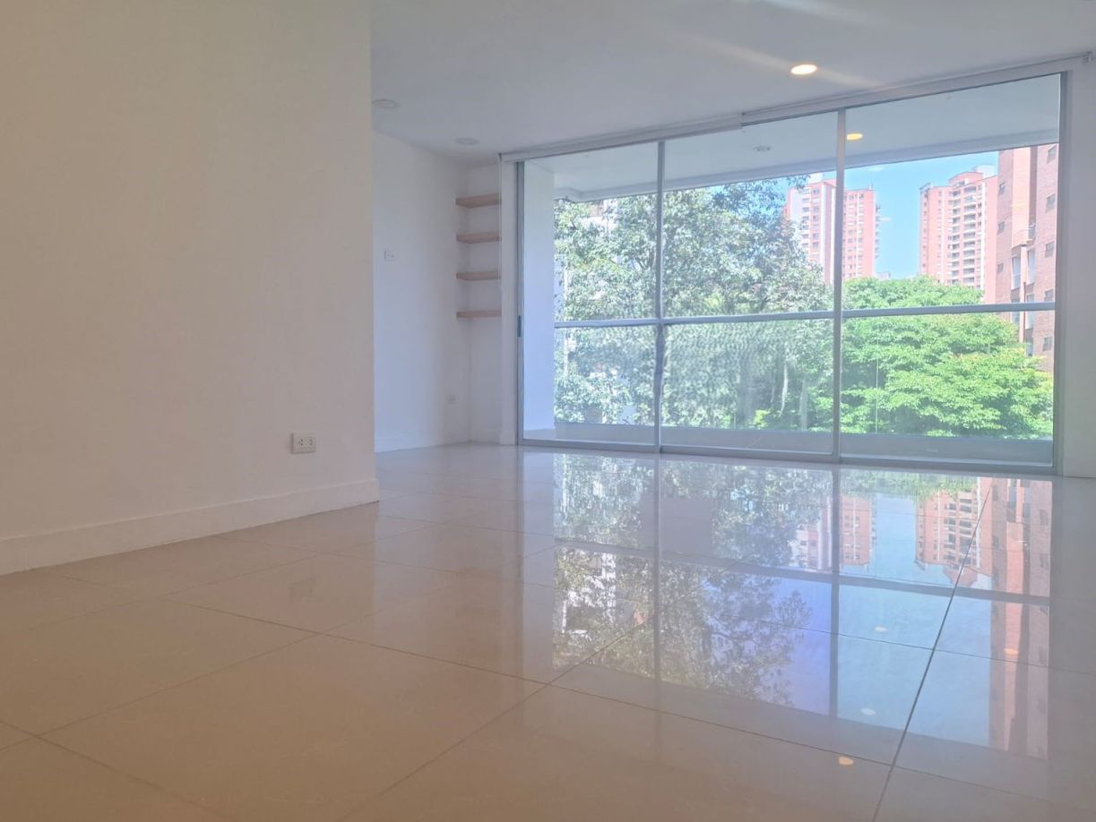 Apartamento en arriendo Antioquia Medellín Santa Maria De Los Angeles 105 m2 Habitaciones 3 Baños 4 Garajes 2 Precio $5600000