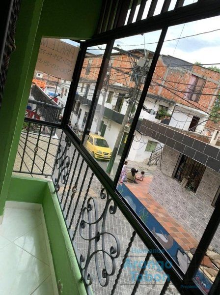 Apartaestudio en arriendo Antioquia Medellín San Bernardo 37 m2 Habitaciones 1 Baños 1 Garajes 0 Precio $1600000