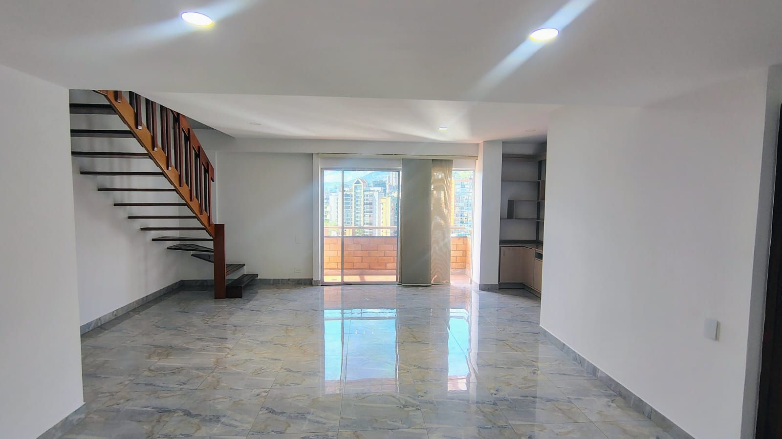 Apartamento en arriendo Antioquia Medellín Calle Nueva 132 m2 Habitaciones 4 Baños 3 Garajes 2 Precio $7000000