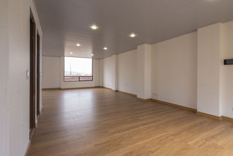 Oficina en venta Cundinamarca Bogotá La Porciuncula 44 m2 Habitaciones 0 Baños 2 Garajes 1 Precio $415000000