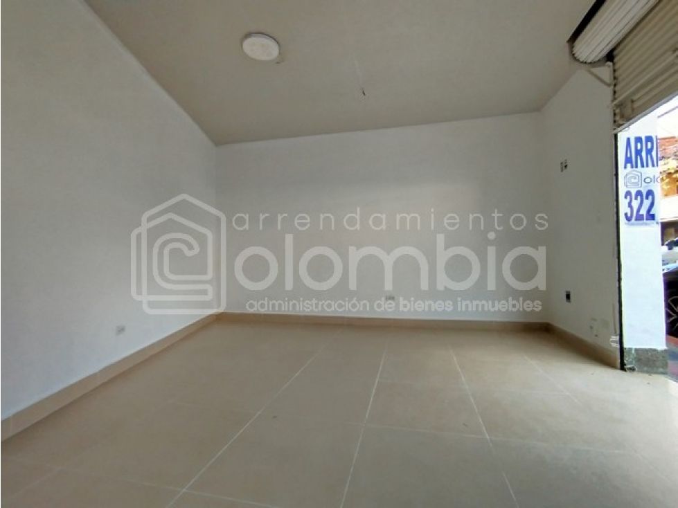 Local en arriendo Antioquia Envigado Zona Centro 25 m2 Habitaciones 0 Baños 1 Garajes 0 Precio $1900000