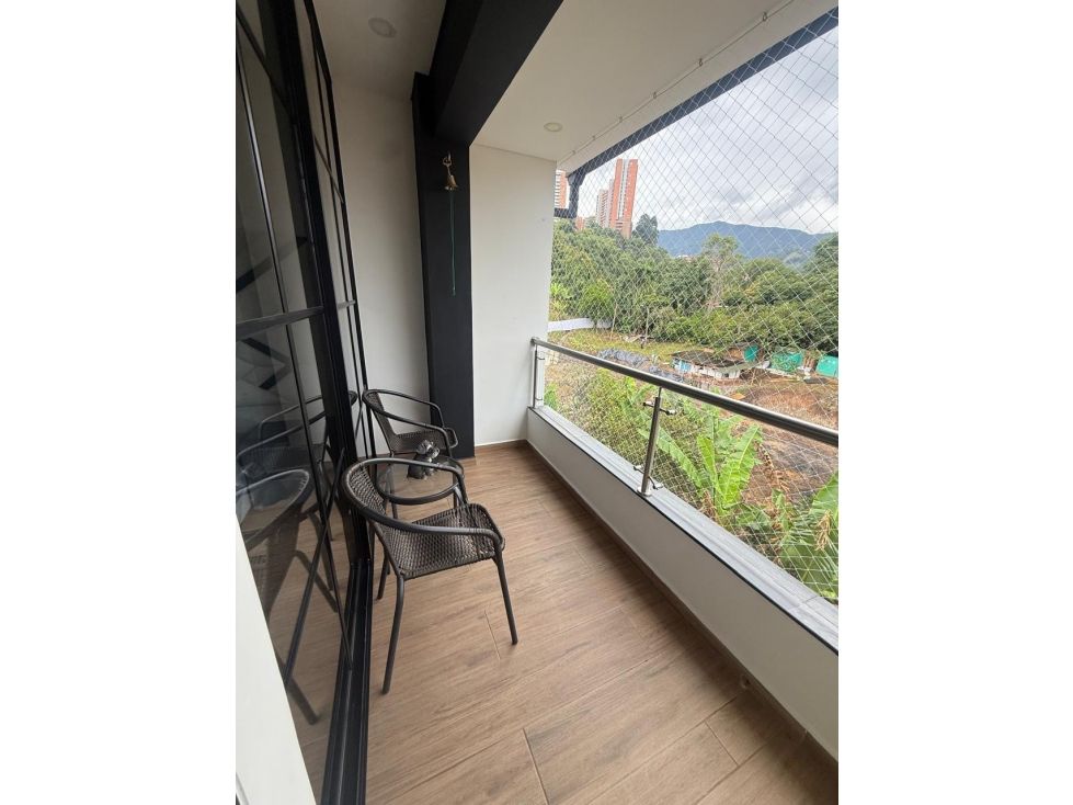 Casa en venta Antioquia Envigado La Pradera 198 m2 Habitaciones 3 Baños 4 Garajes 2 Precio $1500000000