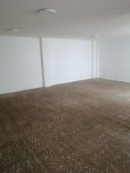 Casa en arriendo Antioquia Envigado Zona Centro 160 m2 Habitaciones 1 Baños 2 Garajes 0 Precio $8000000