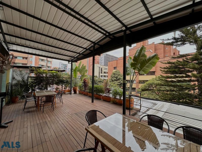 Casa en venta Antioquia Medellín Laureles 900 m2 Habitaciones 10 Baños 10 Garajes 10 Precio $3650000000