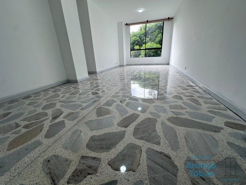 Apartamento en arriendo Antioquia Medellín La Florida 85 m2 Habitaciones 3 Baños 2 Garajes 1 Precio $3000000