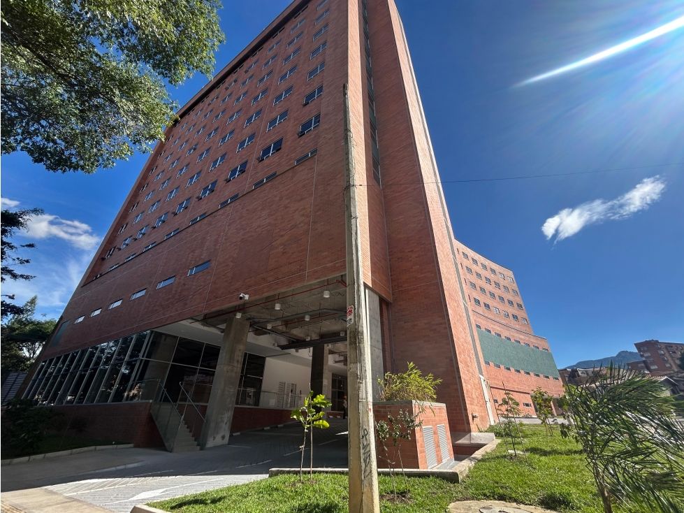 Oficina en arriendo Antioquia Medellín La Salle 34 m2 Habitaciones 0 Baños 1 Garajes 1 Precio $4600000