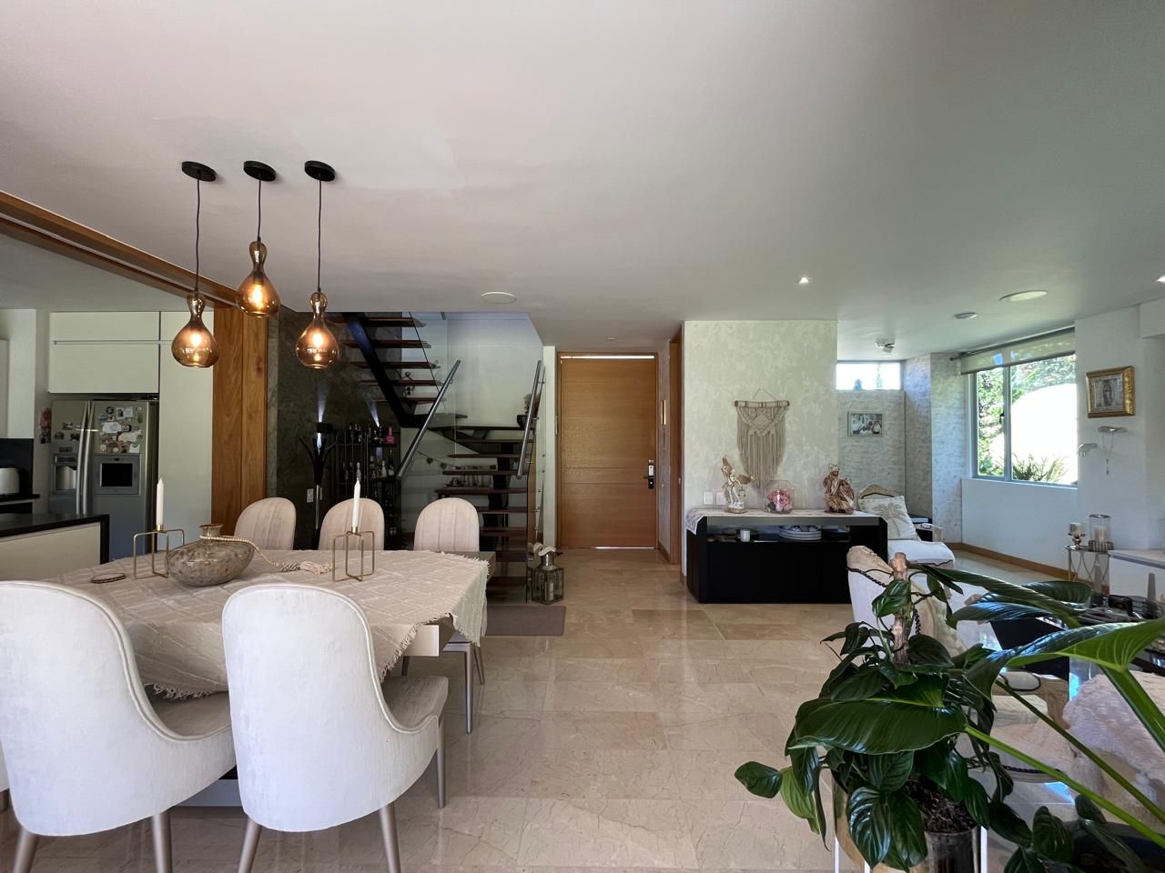 Casa en venta Antioquia Envigado Asd 259 m2 Habitaciones 3 Baños 4 Garajes 4 Precio $3330000000